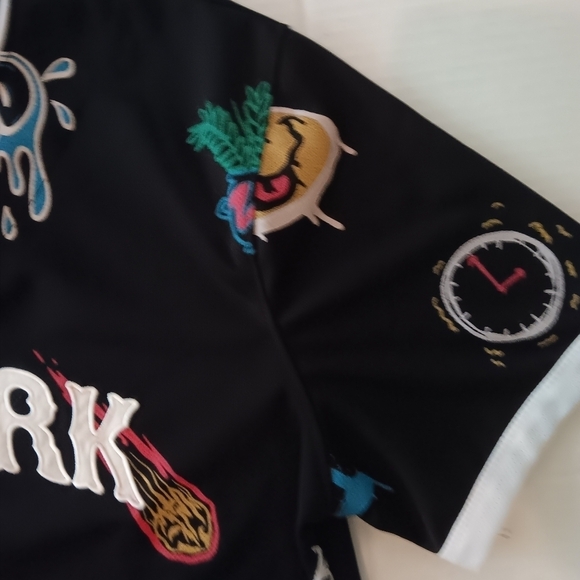 Rue 21 Mens Size SMALL Graphic Applique Short Sleeve Jersey Retro - Picture 4 of 7